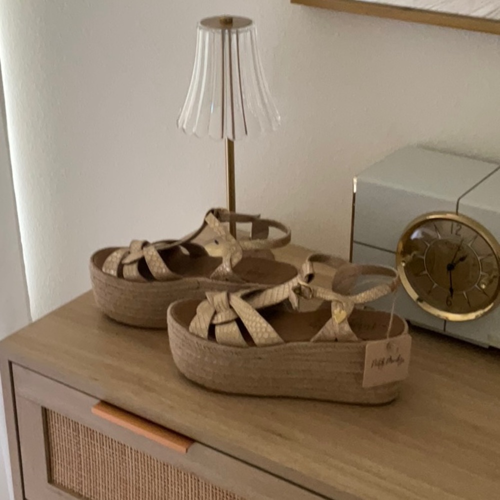 Stylish Beige Platform Sandals